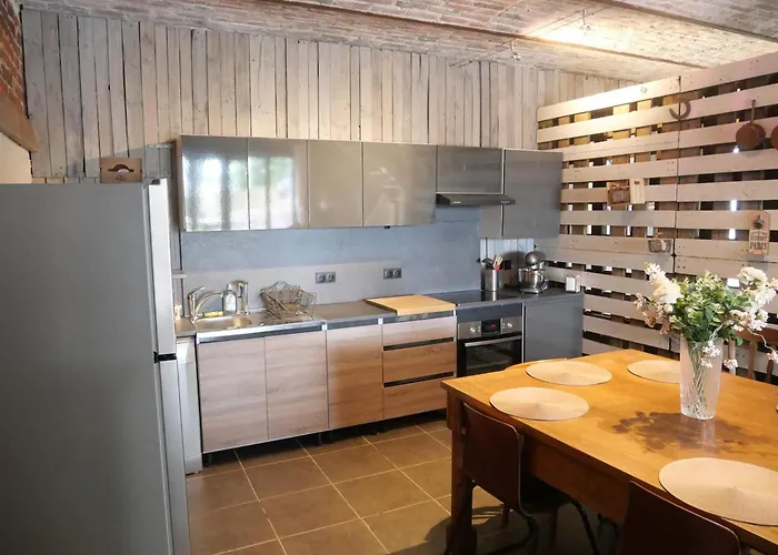 Dans Ecurie Renovee Avec Jardin Prive, Clim, Parking Et Wifi - Fr-1-510-150 Ferienhaus Flines-Les-Mortagne